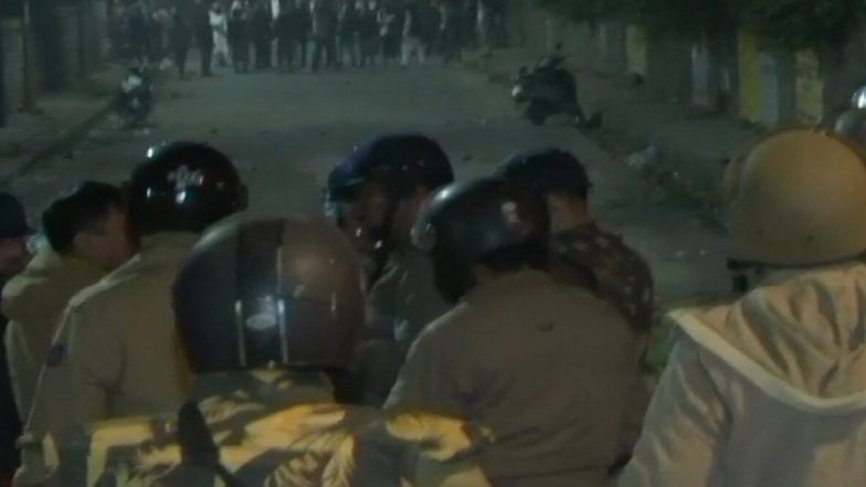 CAA Protest: जामिया हिंसक प्रदर्शन मामले में गिरफ्तार व्यक्ति को 3 दिन की न्यायिक हिरासत में भेजा गया