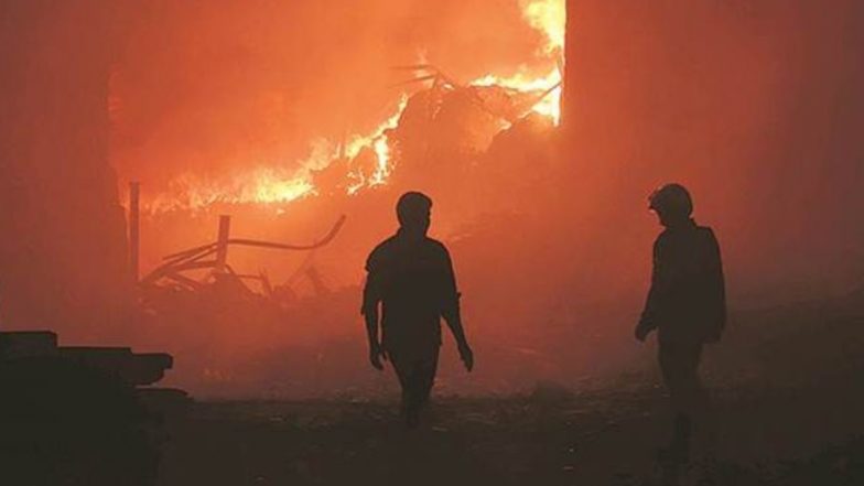 मुंबई की जलती इमारत से 10 लोग बचाए गए, आग बुझाई गई