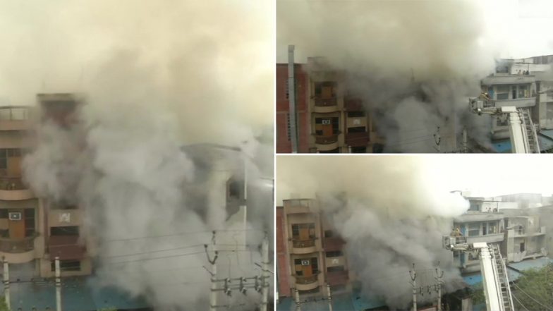 दिल्ली: नरेला की 2 फैक्ट्रियों में लगी आग, फायर ब्रिगेड की गाड़ियां मौके पर- बचाव कार्य जारी