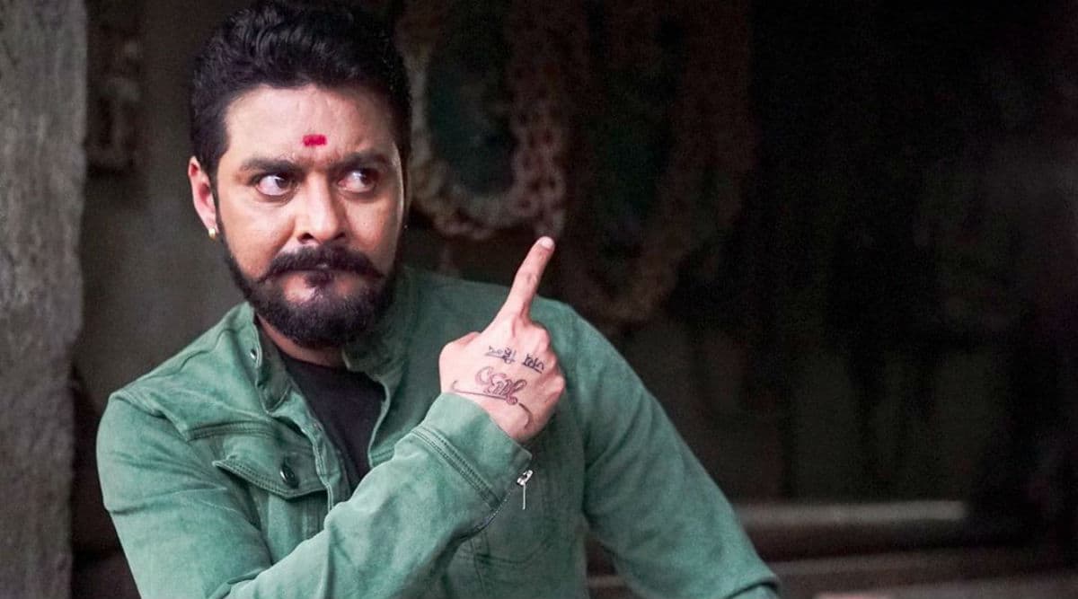 हिंदुस्तानी भाऊ हुए सलमान खान के शो 'बिग बॉस 13' से बाहर? हिंदुस्तानी भाऊ हुए सलमान खान के शो 'बिग बॉस 13' से बाहर?