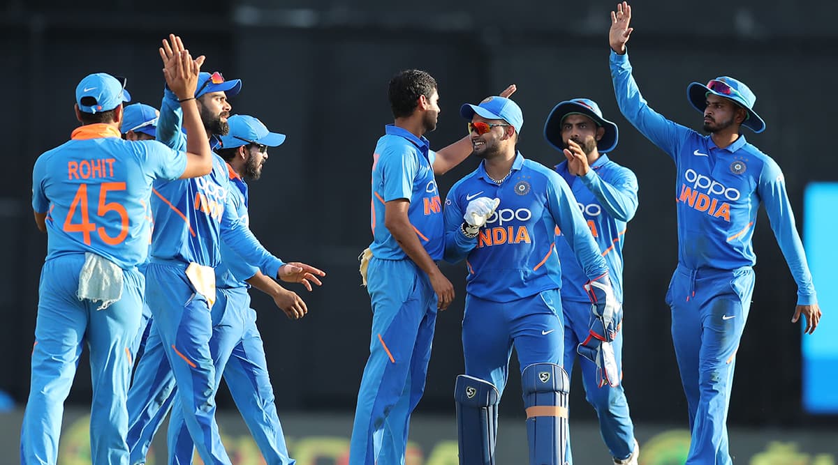 IND vs WI 2nd ODI 2019: टीम इंडिया ने वेस्टइंडीज को 107 रन से हराया, सीरीज में 1-1 से की बराबरी IND vs WI 2nd ODI 2019: टीम इंडिया ने वेस्टइंडीज को 107 रन से हराया, सीरीज में 1-1 से की बराबरी