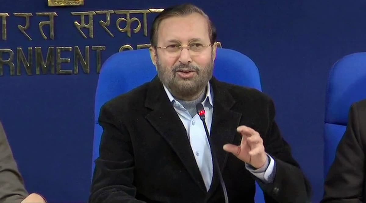 केंद्रीय मंत्री प्रकाश जावड़ेकर ने कहा- गरीब परिवार में जन्में मोदी कैसे पीएम बन गए, इसे लेकर दुखी है कांग्रेस केंद्रीय मंत्री प्रकाश जावड़ेकर ने कहा- गरीब परिवार में जन्में मोदी कैसे पीएम बन गए, इसे लेकर दुखी है कांग्रेस