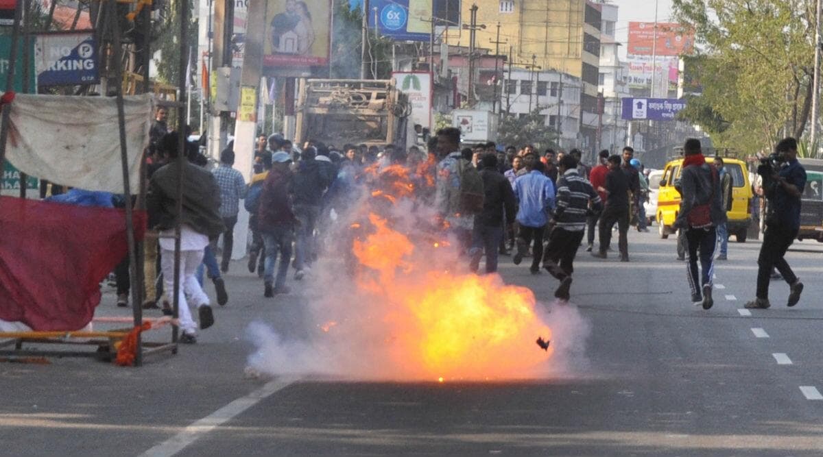 Citizenship Bill 2019: गौहाटी मेडिकल कॉलेज में दो प्रदर्शनकारियों की इलाज के दौरान हुई मौत Citizenship Bill 2019: गौहाटी मेडिकल कॉलेज में दो प्रदर्शनकारियों की इलाज के दौरान हुई मौत
