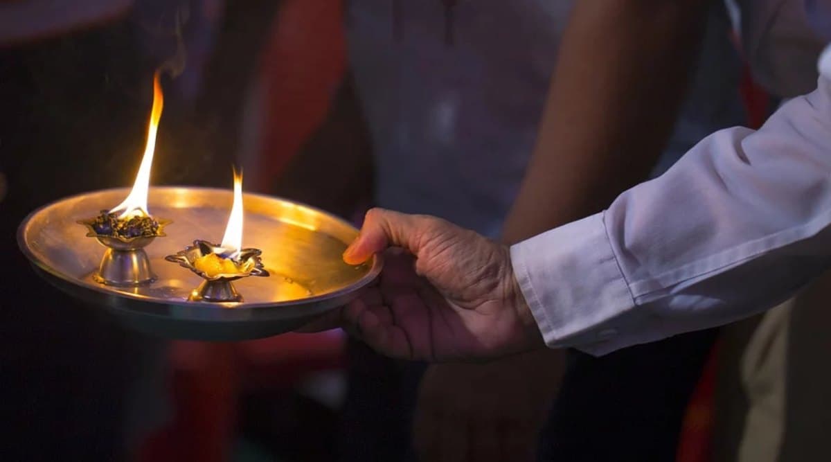 New Year 2020 Resolutions: नए साल के लिए लें ये शुभ संकल्प, जीवन में आएगी सुख-शांति और समृद्धि New Year 2020 Resolutions: नए साल के लिए लें ये शुभ संकल्प, जीवन में आएगी सुख-शांति और समृद्धि