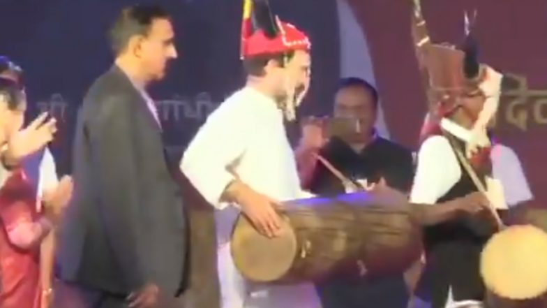 छत्तीसगढ़ के राष्ट्रीय आदिवासी नृत्य महोत्सव में जमकर थिरके राहुल गांधी, देखें वीडियो 
