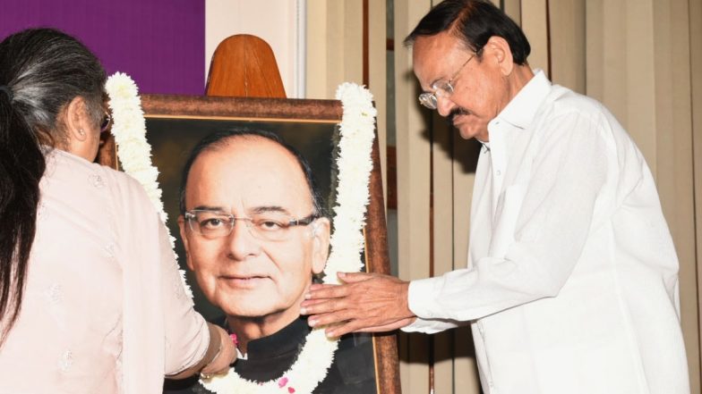 दिवंगत बीजेपी नेता अरुण जेटली की 67वीं जयंती पर पार्टी के नेताओं ने अर्पित की श्रद्धांजलि