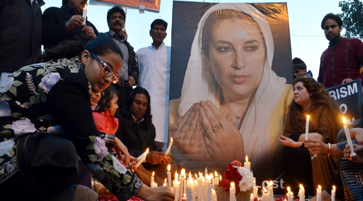 पाकिस्तान: PPP को पूर्व प्रधानमंत्री बेनजीर भुट्टो की पुण्यतिथि पर रैली करने की मिली अनुमति पाकिस्तान: PPP को पूर्व प्रधानमंत्री बेनजीर भुट्टो की पुण्यतिथि पर रैली करने की मिली अनुमति