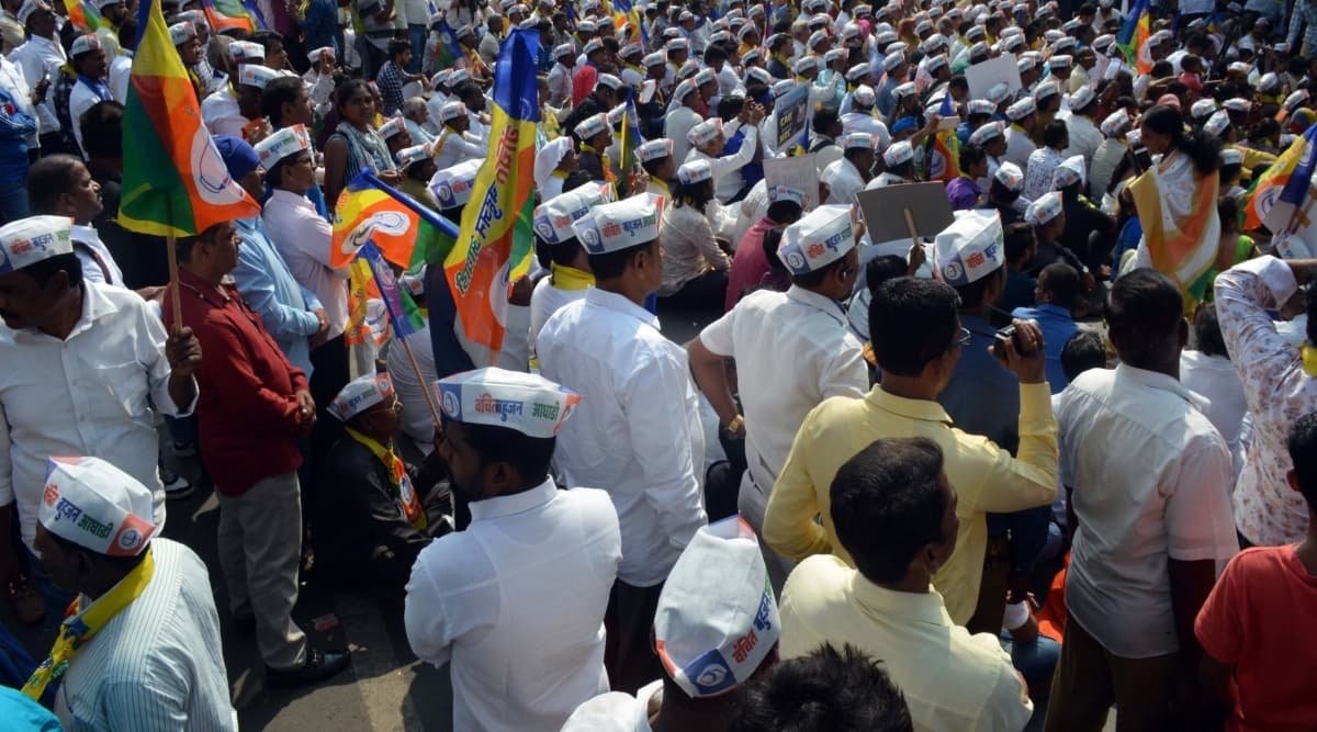 नागरिकता संशोधन कानून: दिल्ली में CAA विरोध प्रदर्शन के दौरान दंगाइयों के हाथों में तिरंगा, क्राइम ब्रांच को सौपा गया हिंसक घटनाओं का लेखा-जोखा