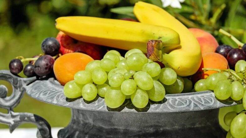 Lucky Fruits for 2020: рдирдП рд╕рд╛рд▓ рдореЗрдВ рдХрд░реЗрдВ рдЗрди рднрд╛рдЧреНрдпрд╢рд╛рд▓реА рдлрд▓реЛрдВ рдХрд╛ рд╕реЗрд╡рди, рд╕реБрдЦ-рд╕рдореГрджреНрдзрд┐ рдФрд░ рд╕реМрднрд╛рдЧреНрдп рдХрд╛ рдкреНрд░рддреАрдХ рд╣реИрдВ рдпреЗ рдлрд▓