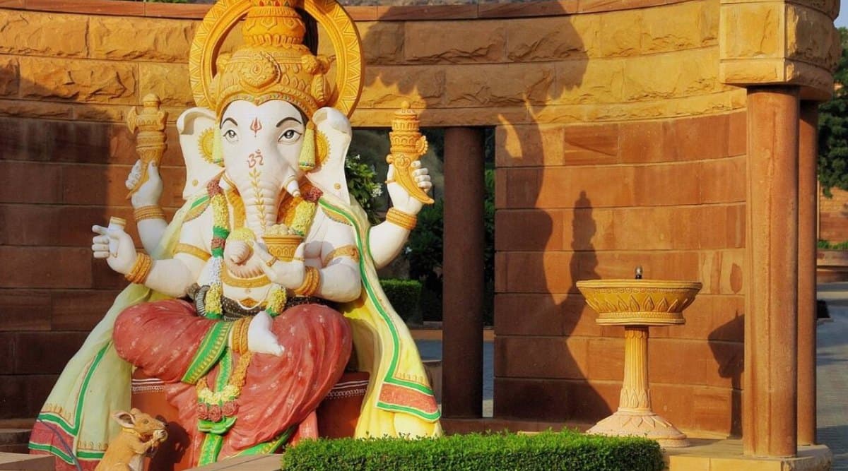 Sankashti Chaturthi Vrat In Year 2020: जीवन के सभी संकटों से मुक्ति दिलाता है संकष्टी चतुर्थी का व्रत, देखें साल 2020 में पड़ने वाली तिथियों की पूरी लिस्ट Sankashti Chaturthi Vrat In Year 2020: जीवन के सभी संकटों से मुक्ति दिलाता है संकष्टी चतुर्थी का व्रत, देखें साल 2020 में पड़ने वाली तिथियों की पूरी लिस्ट