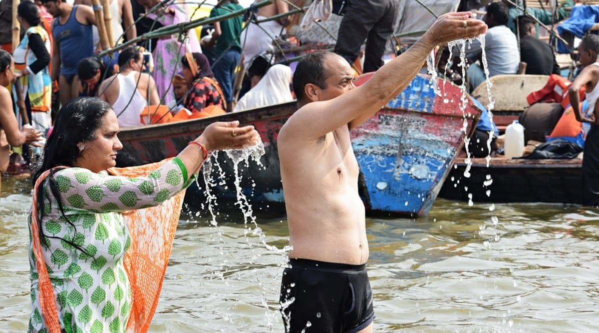Dhanu Sankranti 2019: धनु संक्रांति आज, 14 जनवरी 2020 तक भूलकर भी न करें ये कार्य, वरना हाथ लग सकती है असफलता Dhanu Sankranti 2019: धनु संक्रांति आज, 14 जनवरी 2020 तक भूलकर भी न करें ये कार्य, वरना हाथ लग सकती है असफलता