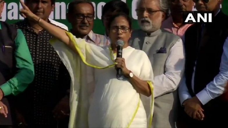 CAA और NRC को लेकर ममता बनर्जी का अमित शाह पर बड़ा हमला, कहा- आपने 'सबका साथ-सबका विश्वास' नहीं, सबका सर्वनाश किया