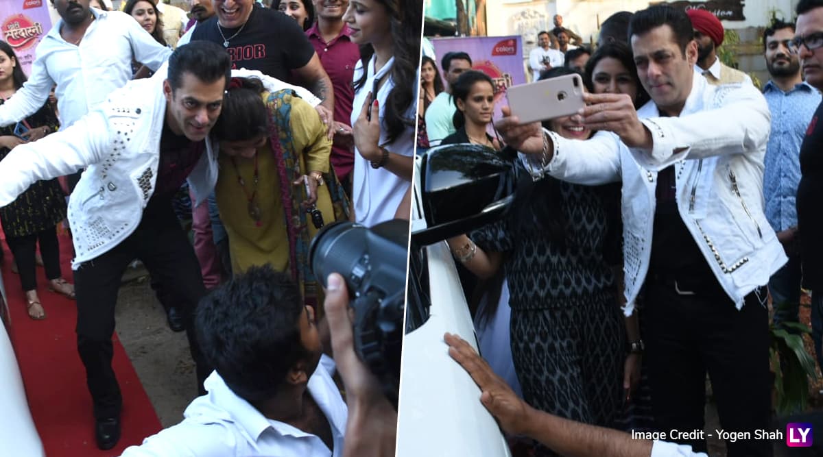 सलमान खान को 'बिग बॉस 2' मराठी के सेट पर फीमेल फैंस ने घेरा, आगे जो हुआ देखें इन Photos में ! सलमान खान को 'बिग बॉस 2' मराठी के सेट पर फीमेल फैंस ने घेरा, आगे जो हुआ देखें इन Photos में !