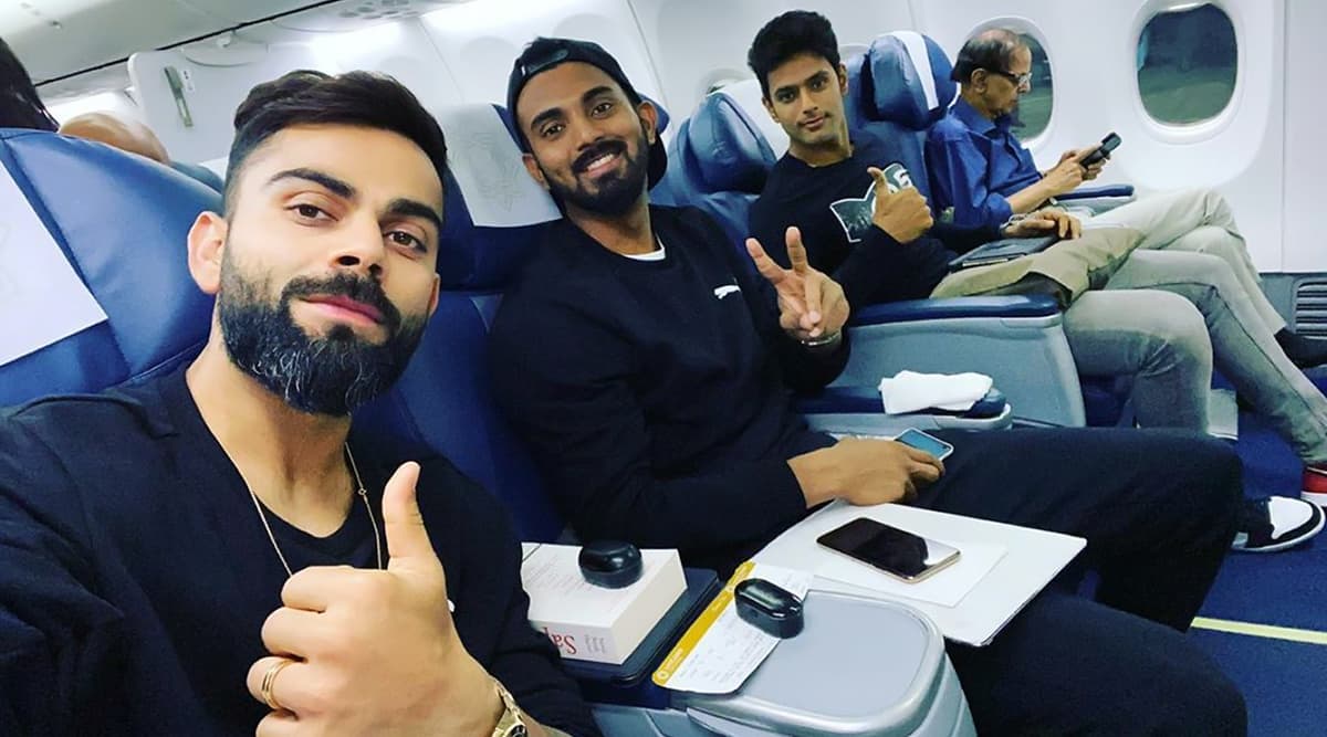 IND vs WI 2019: केएल राहुल के साथ हैदराबाद रवाना हुए विराट कोहली, देखें लेटेस्ट Photos IND vs WI 2019: केएल राहुल के साथ हैदराबाद रवाना हुए विराट कोहली, देखें लेटेस्ट Photos