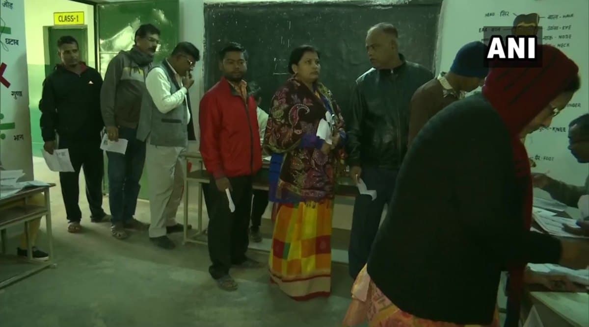 झारखंड विधानसभा चुनाव 2019: दूसरे चरण के लिए 20 सीटों पर मतदान, पीएम मोदी ने की मतदाताओं से यह अपील झारखंड विधानसभा चुनाव 2019: दूसरे चरण के लिए 20 सीटों पर मतदान, पीएम मोदी ने की मतदाताओं से यह अपील