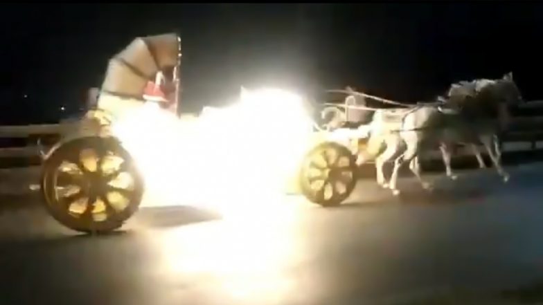 पुणे: बंड गार्डन के पास रथ हुआ बेकाबू, मालिक ने घोड़े को ऐसे किया कंट्रोल, देखें वायरल वीडियो