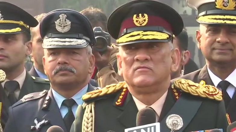 CDS जनरल बिपिन रावत ने कहा- हम राजनीति से दूर रहते हैं, हमें सरकार के निर्देशों पर काम करना पड़ता है