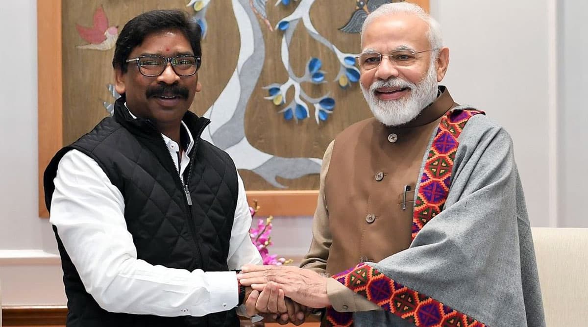 झारखंड के सीएम हेमंत सोरेन ने की पीएम मोदी से मुलाकात, राज्य में एक ट्राइबल यूनिवर्सिटी बनाने की रखी मांग झारखंड के सीएम हेमंत सोरेन ने की पीएम मोदी से मुलाकात, राज्य में एक ट्राइबल यूनिवर्सिटी बनाने की रखी मांग