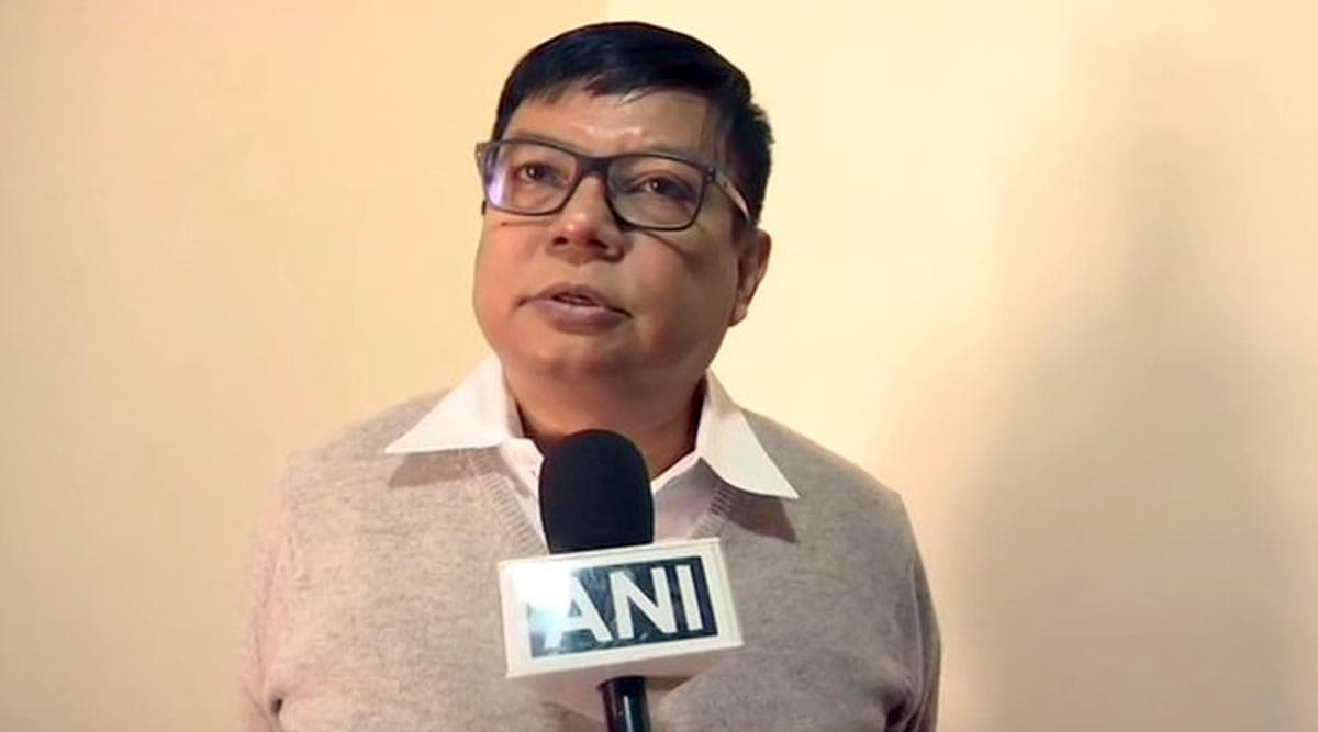 असम में CAA का विरोध जारी: कांग्रेस नेता देबब्रत सैकिया का बीजेपी विधायकों को ऑफर, कहा- पार्टी छोड़ हमारे समर्थन से नई सरकार बनाएं असम में CAA का विरोध जारी: कांग्रेस नेता देबब्रत सैकिया का बीजेपी विधायकों को ऑफर, कहा- पार्टी छोड़ हमारे समर्थन से नई सरकार बनाएं