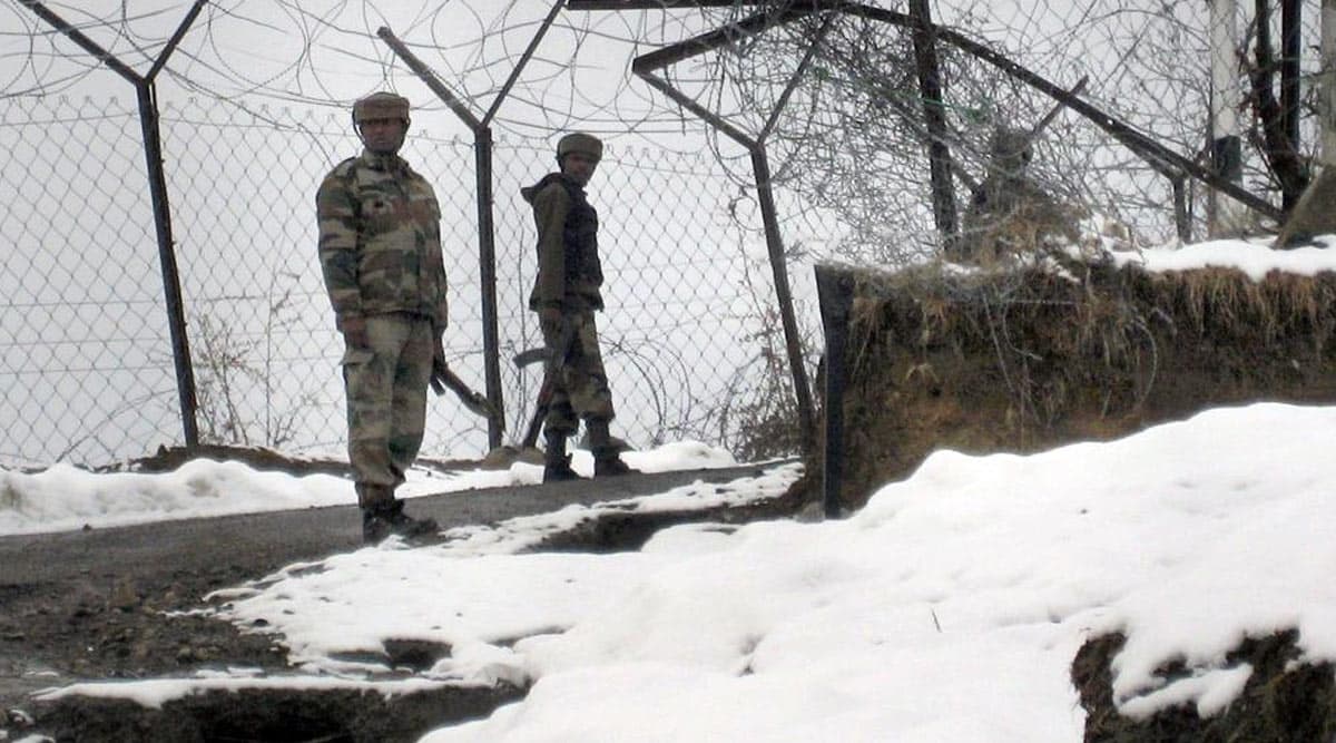 26 जनवरी से पहले बड़े आतंकी हमले की फिराक में था दविंदर सिंह के साथ पकड़ा गया हिजबुल आतंकी नवीद, DIA ने किया खुलासा 26 जनवरी से पहले बड़े आतंकी हमले की फिराक में था दविंदर सिंह के साथ पकड़ा गया हिजबुल आतंकी नवीद, DIA ने किया खुलासा