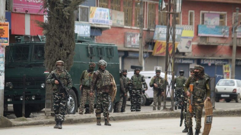 जम्मू-कश्मीरः श्रीनगर के कावडारा इलाके में ग्रेनेड हमला, CRPF बंकर को निशाना बनाने की आतंकियों की कोशिश नाकाम- सेना का तलाशी अभियान जारी