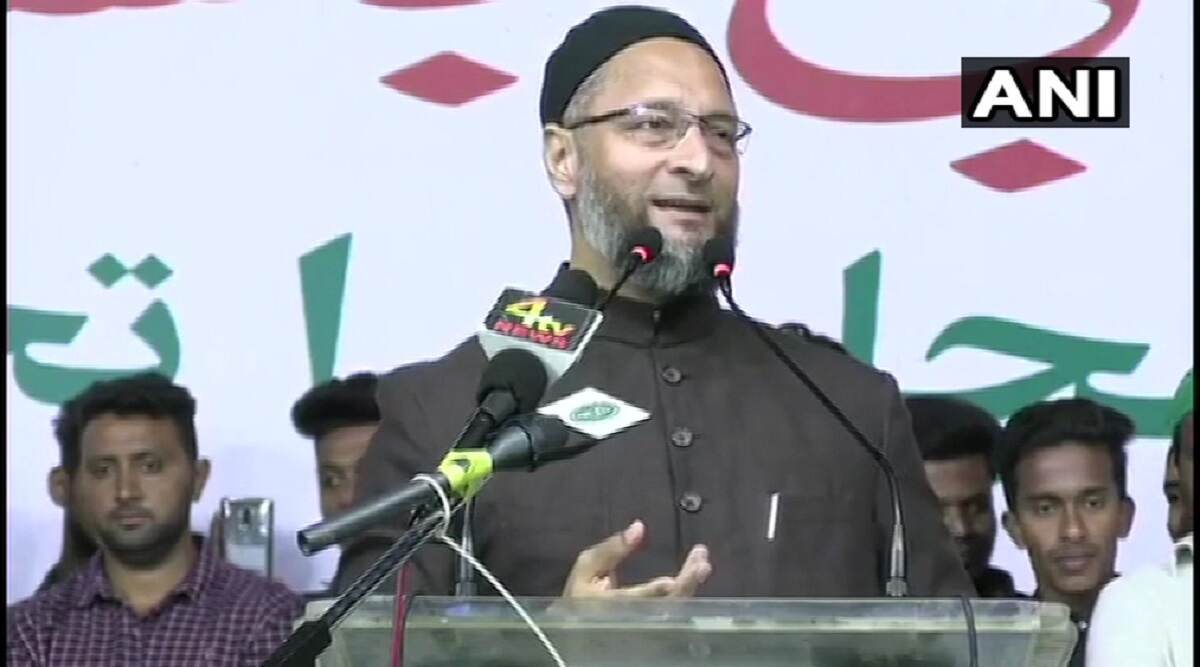 तेलंगाना: भैंसा में हुई हिंसा पर असदुद्दीन ओवैसी ने कहा-घटना की मैं निंदा करता हूं, आरोपियों पर होनी चाहिए कार्रवाई तेलंगाना: भैंसा में हुई हिंसा पर असदुद्दीन ओवैसी ने कहा-घटना की मैं निंदा करता हूं, आरोपियों पर होनी चाहिए कार्रवाई