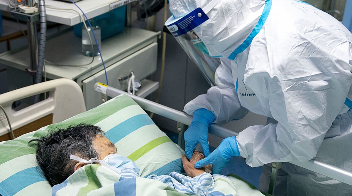 Corona Virus Death Toll: चीन में मरने वालों की संख्या 1,500 के करीब पहुंची Corona Virus Death Toll: चीन में मरने वालों की संख्या 1,500 के करीब पहुंची