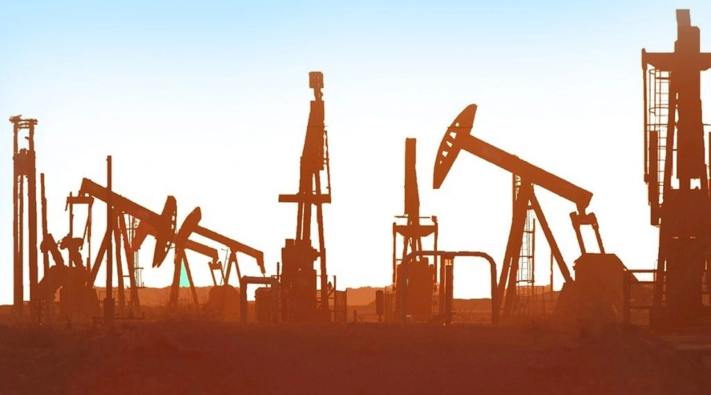 पेट्रोल, डीजल के दाम स्थिर, इस सप्ताह 6 फीसदी उछला कच्चा तेल