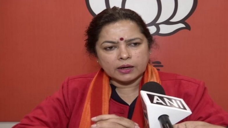CAA और NRC के खिलाफ शाहीन बाग में प्रदर्शन जारी, बीजेपी सांसद मीनाक्षी लेखी ने कहा- लोग खुद घर चले जाएं तो अच्छा होगा
