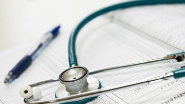 NEET PG Exam 2021 Postponed: बढ़ते कोविड मामलों के मद्दनेजर एनईईटी एग्जाम रद्द, मेडिकल ग्रेजुएट्स की COVID सेंटर्स में लगेगी ड्यूटी