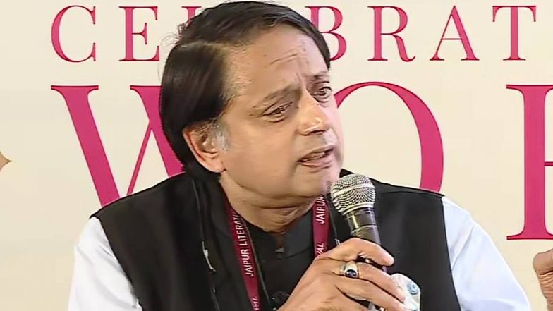 शशि थरूर ने डॉ. हर्षवर्धन पर साधा निशान, कहा- देश की सांस फूल रही है, स्वास्थ्य मंत्री को कुछ और ही हकीकत नजर आ रहा है