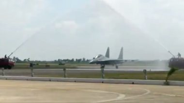 SU-30MKI का तंजावुर एयरबेस पर वॉटर कैनन सैल्यूट के साथ किया गया स्वागत, देखें वीडियो