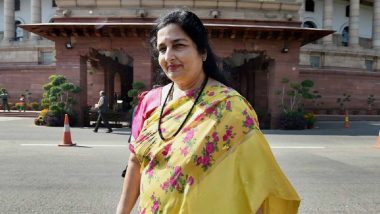 केरल की महिला का हैरान कर देने वाला दावा, अनुराधा पौडवाल को बताया अपनी मां,  केस दर्ज कर मांगे 50 करोड़ रूपए