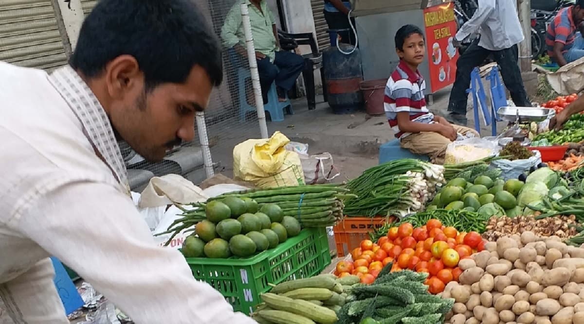 महंगाई की मार: जनवरी में खुदरा मुद्रास्फीति 7.59 फीसदी पर पहुंची महंगाई की मार: जनवरी में खुदरा मुद्रास्फीति 7.59 फीसदी पर पहुंची
