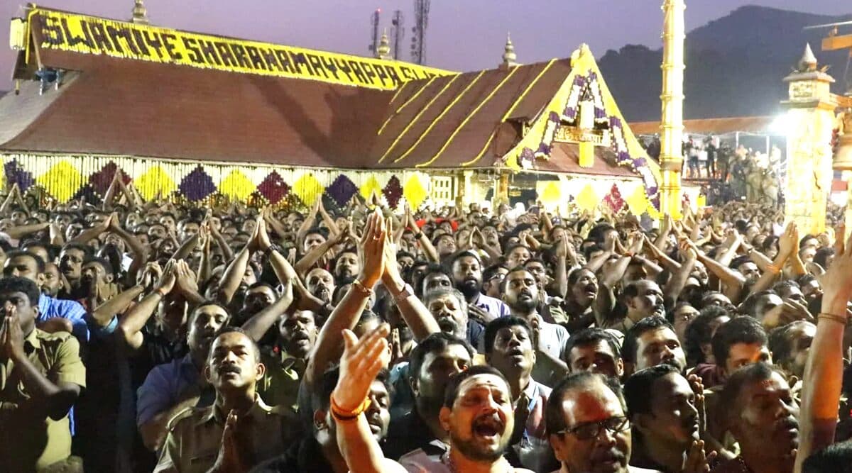 Makaravilakku 2020 Live Streaming: केरल से सबरीमाला मंदिर में मकरविलक्कु का आयोजन, देखें मकर ज्योति का लाइव टेलीकास्ट Makaravilakku 2020 Live Streaming: केरल से सबरीमाला मंदिर में मकरविलक्कु का आयोजन, देखें मकर ज्योति का लाइव टेलीकास्ट