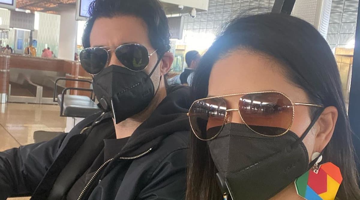 कोरोना वायरस के डर से सनी लियोन ने फैन को सेल्फी लेने से किया मना, ट्रोल होने के बाद बताई पूरी बात कोरोना वायरस के डर से सनी लियोन ने फैन को सेल्फी लेने से किया मना, ट्रोल होने के बाद बताई पूरी बात