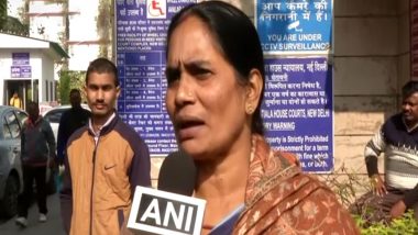 Nirbhaya Gangrape Case: आशा देवी ने कहा- दोषियों को मिला समय खत्म, फांसी में देरी के लिए कर रहे हैं साजिश