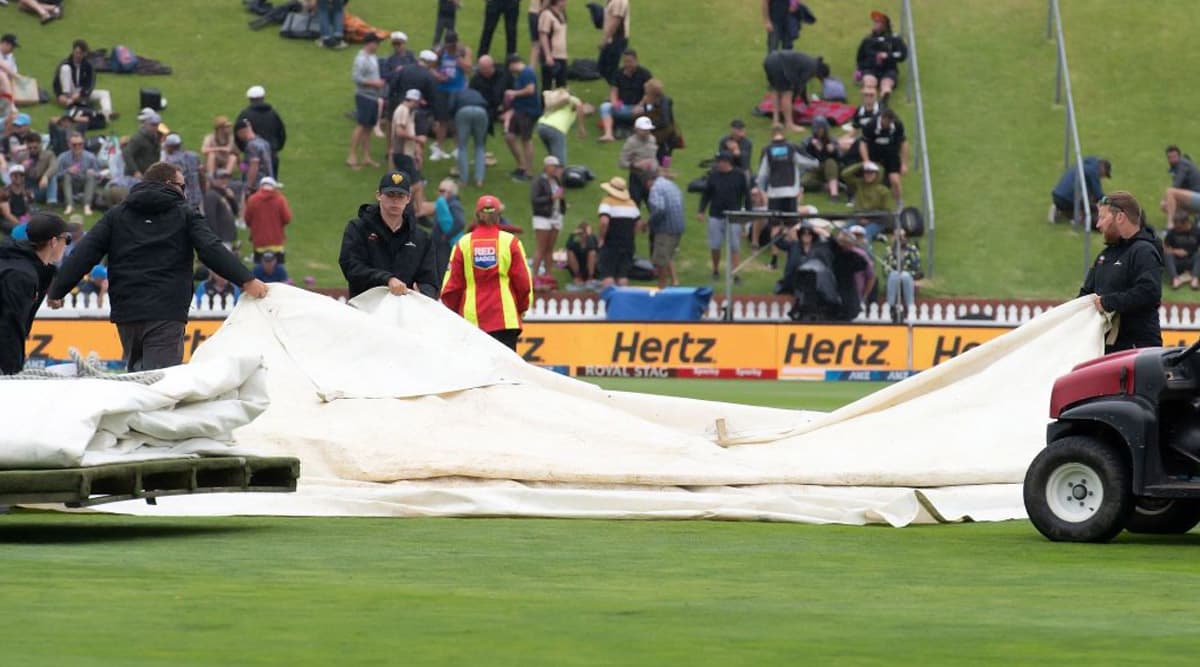 IND vs NZ 1st Test Match 2020: वेलिंग्टन में भारी बारिश की वजह से मैच रुका IND vs NZ 1st Test Match 2020: वेलिंग्टन में भारी बारिश की वजह से मैच रुका