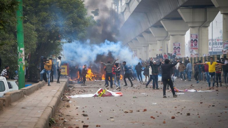 Delhi Violence: 3 आरोपियों को मिली जमानत, दिल्ली हाईकोर्ट ने कहा- विरोध आतंकी गतिविधि नहीं