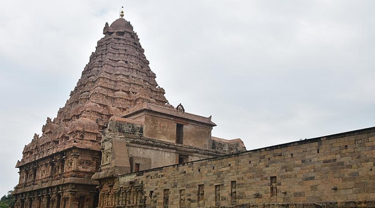 बृहदेश्वर मंदिर में 23 साल बाद होगा भव्य अनुष्ठान समारोह, 1997 के अग्निकांड में 50 श्रद्धालुओं की गई थी जान बृहदेश्वर मंदिर में 23 साल बाद होगा भव्य अनुष्ठान समारोह, 1997 के अग्निकांड में 50 श्रद्धालुओं की गई थी जान