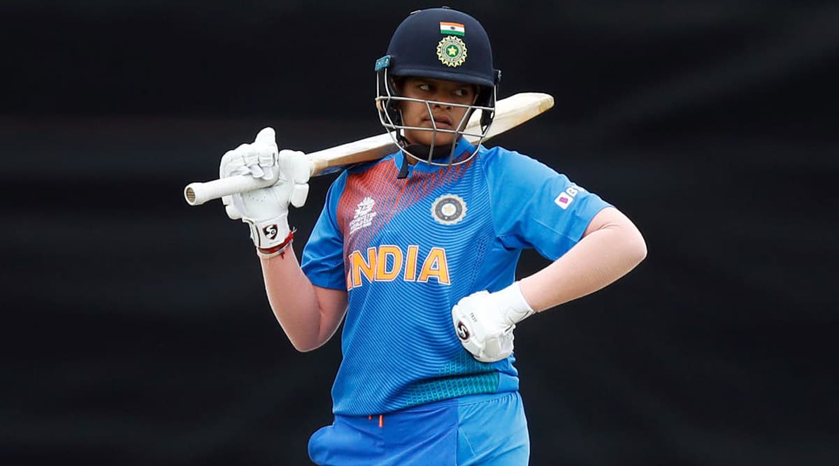 ICC Women's T20 World Cup 2020: राधा यादव के बाद शफाली वर्मा ने जंक्शन ओवल मैदान में मचाया तहलका, भारत ने श्रीलंका को 7 विकेट से हराया ICC Women's T20 World Cup 2020: राधा यादव के बाद शफाली वर्मा ने जंक्शन ओवल मैदान में मचाया तहलका, भारत ने श्रीलंका को 7 विकेट से हराया