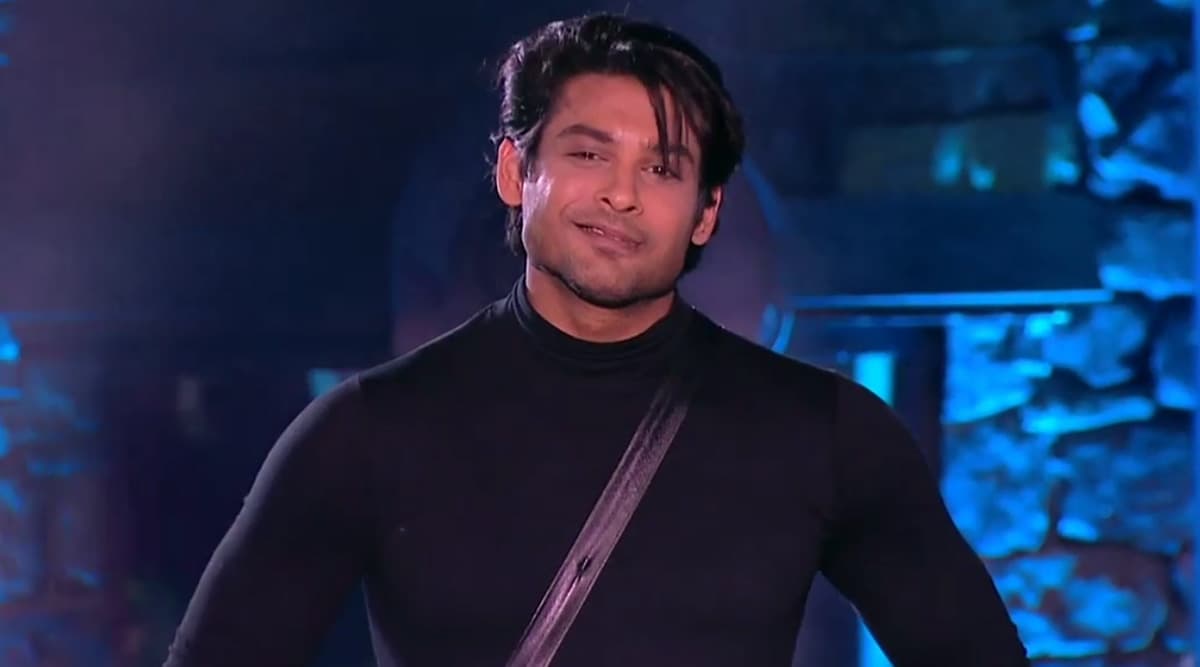 Bigg Boss 13 Winner: सिद्धार्थ शुक्ला ने मारी बाजी, फाइनल में असीम रियाज को हरा जीती ट्रॉफी Bigg Boss 13 Winner: सिद्धार्थ शुक्ला ने मारी बाजी, फाइनल में असीम रियाज को हरा जीती ट्रॉफी