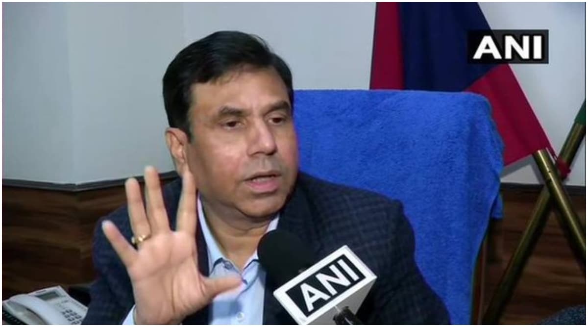 दिल्ली विधानसभा चुनाव 2020: AAP का नाम लेने पर डीसीपी राजेश देव को इलेक्शन कमीशन की फटकार, कमिश्नर को पत्र लिख चुनाव की ड्यूटी से हटाने को कहा दिल्ली विधानसभा चुनाव 2020: AAP का नाम लेने पर डीसीपी राजेश देव को इलेक्शन कमीशन की फटकार, कमिश्नर को पत्र लिख चुनाव की ड्यूटी से हटाने को कहा