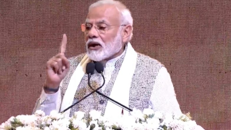 वाराणसी में बोले पीएम मोदी, सामान्य कारोबारियों को दस्तावेज के बोझ से मुक्त करने का काम जारी