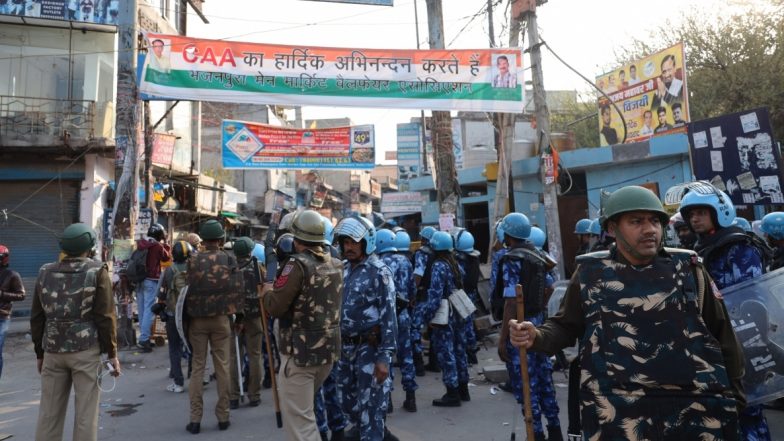 West Bengal: टीटागढ़ पुलिस स्टेशन के सामने बीजेपी पार्षद मनीष शुक्ला की हत्या, बीजेपी ने बुलाया बंद- भारी पुलिस बल तैनात