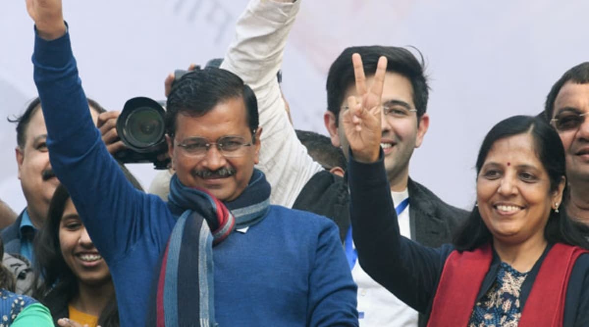 दिल्ली विधानसभा चुनाव परिणाम 2020: AAP ने 62 सीटों पर लहराया परचम, इन वजहों से दिल्ली में केजरीवाल ने लगाया जीत का हैट्रिक दिल्ली विधानसभा चुनाव परिणाम 2020: AAP ने 62 सीटों पर लहराया परचम, इन वजहों से दिल्ली में केजरीवाल ने लगाया जीत का हैट्रिक