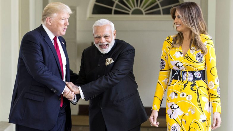 Namaste Trump: अमेरिकी राष्ट्रपति डोनाल्ड ट्रंप के स्वागत के लिए भारत तैयार, अहमदाबाद एयरपोर्ट पर पीएम मोदी करेंगे अगुवाई