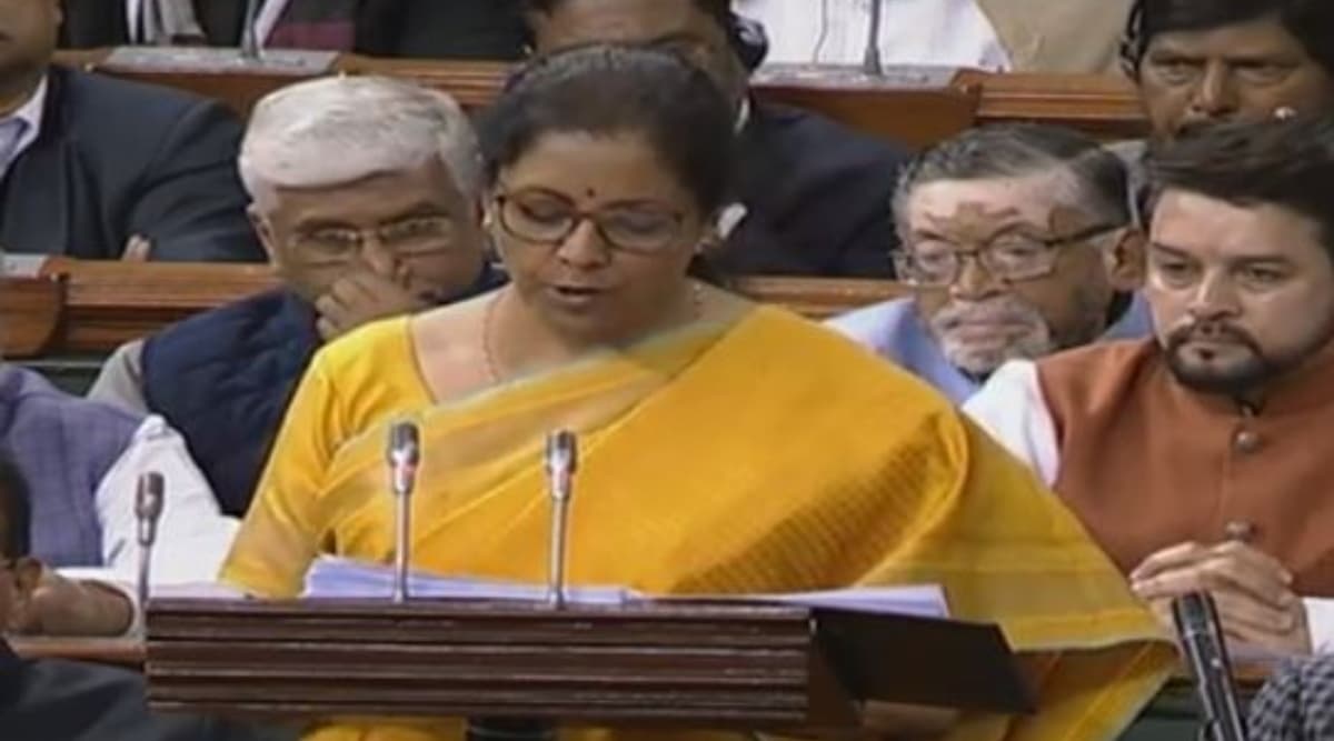 Budget 2020: वित्त मंत्री निर्मला सीतारमण ने लंबे बजट भाषण पर मांगी माफी Budget 2020: वित्त मंत्री निर्मला सीतारमण ने लंबे बजट भाषण पर मांगी माफी