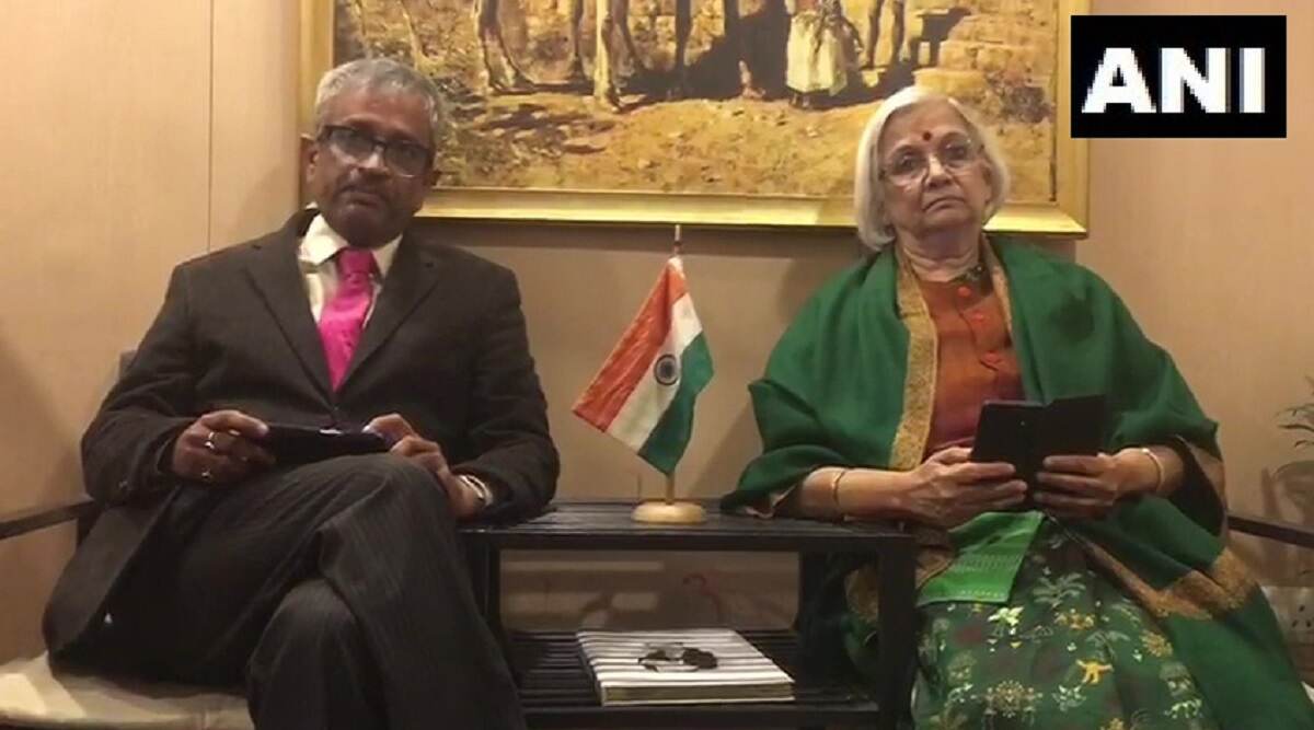 शाहीन बाग: प्रदर्शनकारियों ने वार्ताकारों से कहा- समानांतर सड़क खोलने से पहले सुरक्षा का आदेश दे सुप्रीम कोर्ट शाहीन बाग: प्रदर्शनकारियों ने वार्ताकारों से कहा- समानांतर सड़क खोलने से पहले सुरक्षा का आदेश दे सुप्रीम कोर्ट