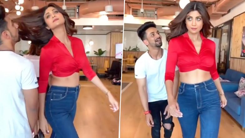 शिल्पा शेट्टी ने शेयर किया नया TikTok Video, 'चुरा के दिल मेरा' सॉन्ग पर दिखाया अपने बालों का स्वैग, आप भी देखें